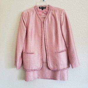 Kasper Pink 3-piece suit Size 18
